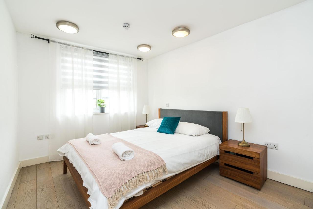 Amazing 2 Bedroom / Earls Court / Kensington Londen Buitenkant foto
