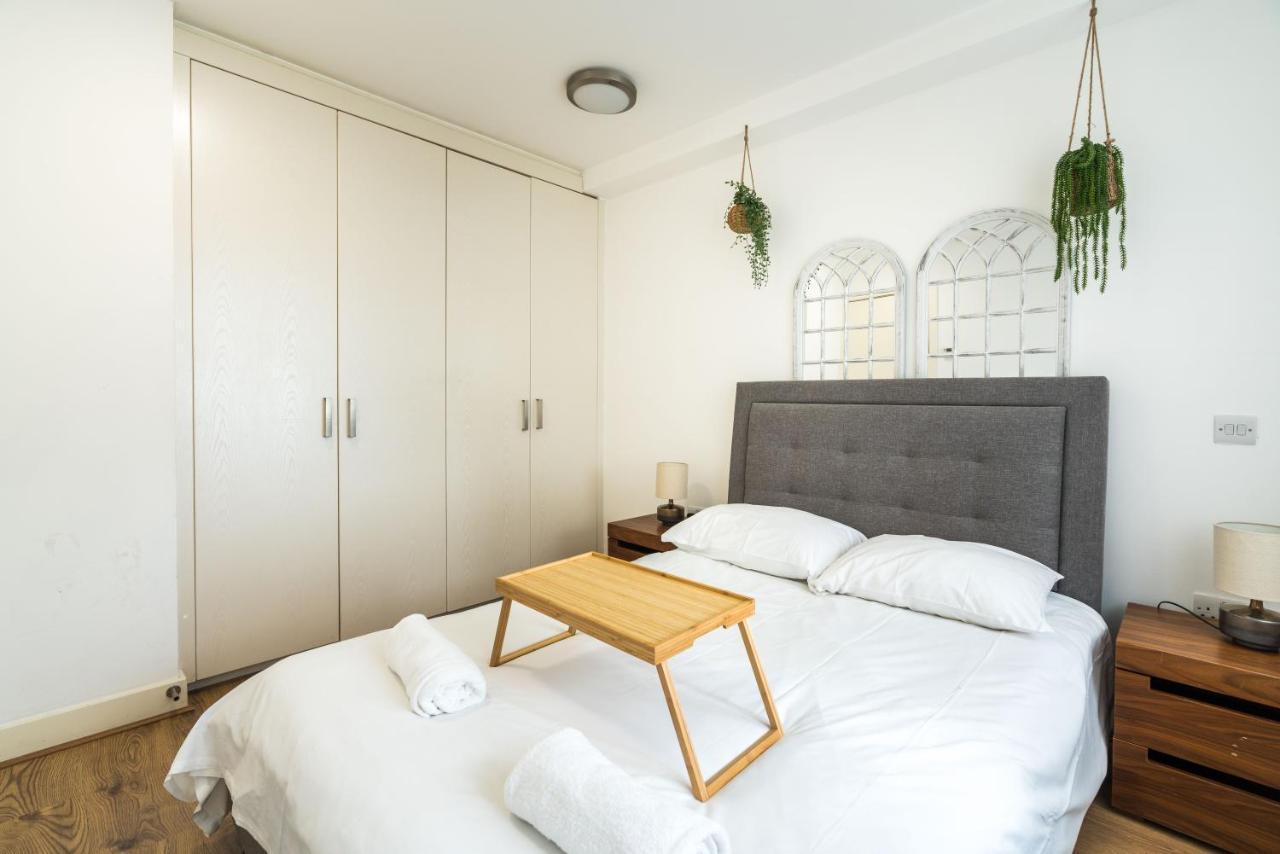 Amazing 2 Bedroom / Earls Court / Kensington Londen Buitenkant foto